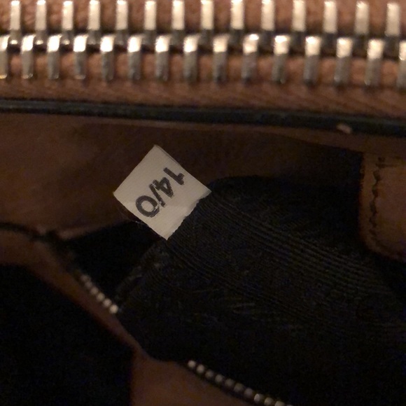 Authentic Prada Milano Leather Double Zip Tote - Picture 13 of 13